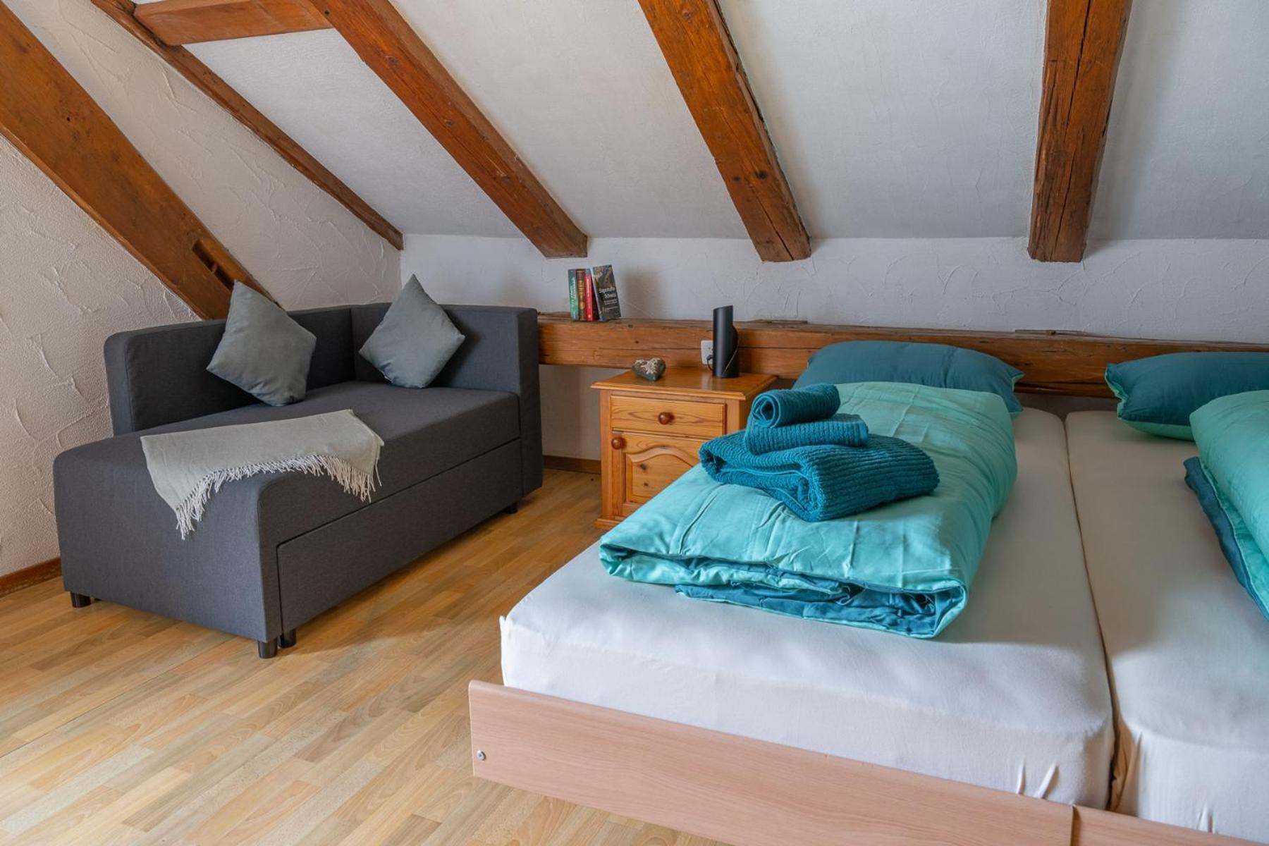 Chrona Bed & Breakfast Jenaz Room photo
