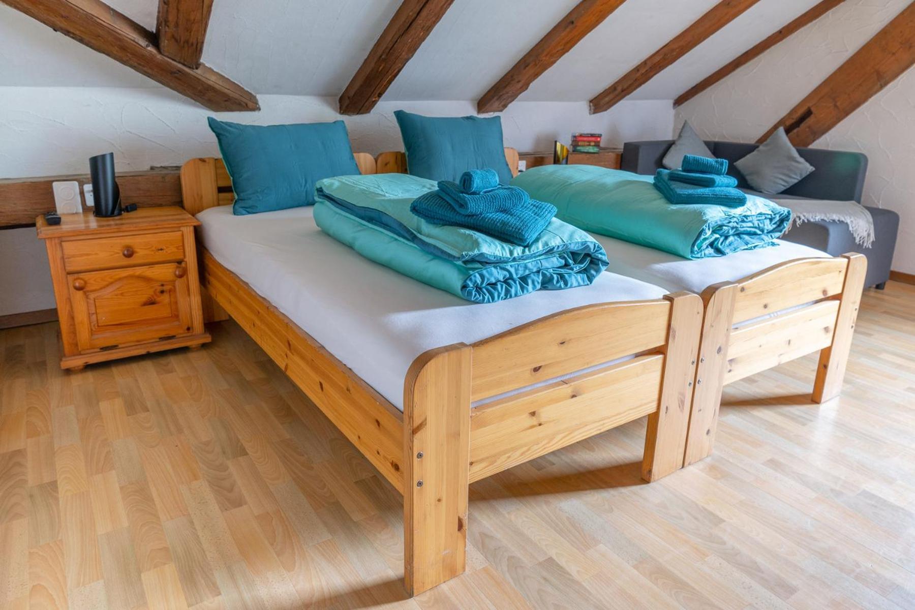Chrona Bed & Breakfast Jenaz Room photo